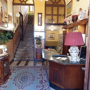 https://hotel-touring-messina.sicilyhotelsitaly.net