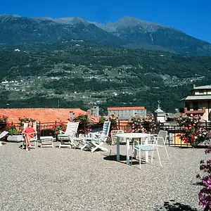 https://hotel-margna.it-lombardy.com